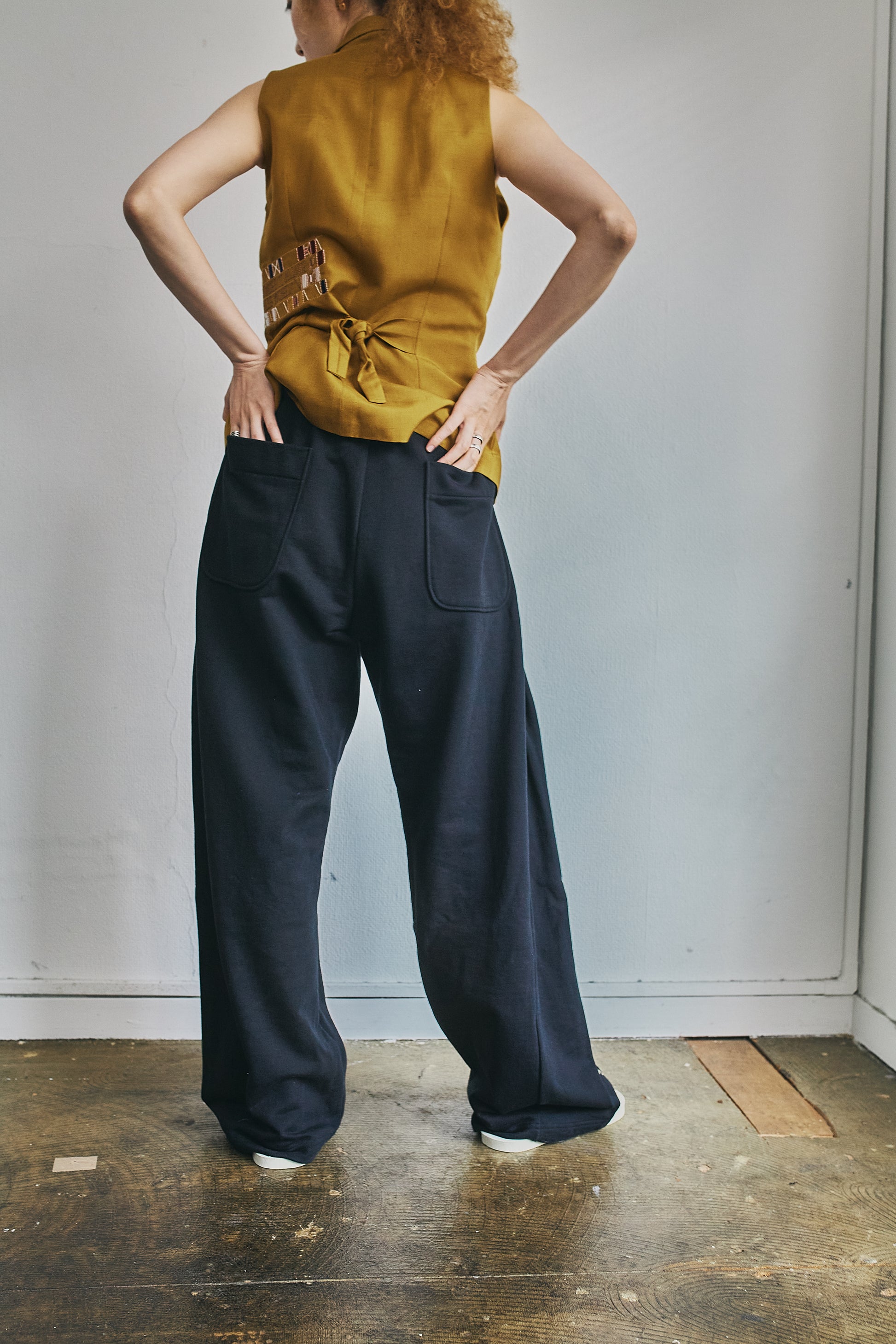 ENGI _tuck wide sweat  pants _
