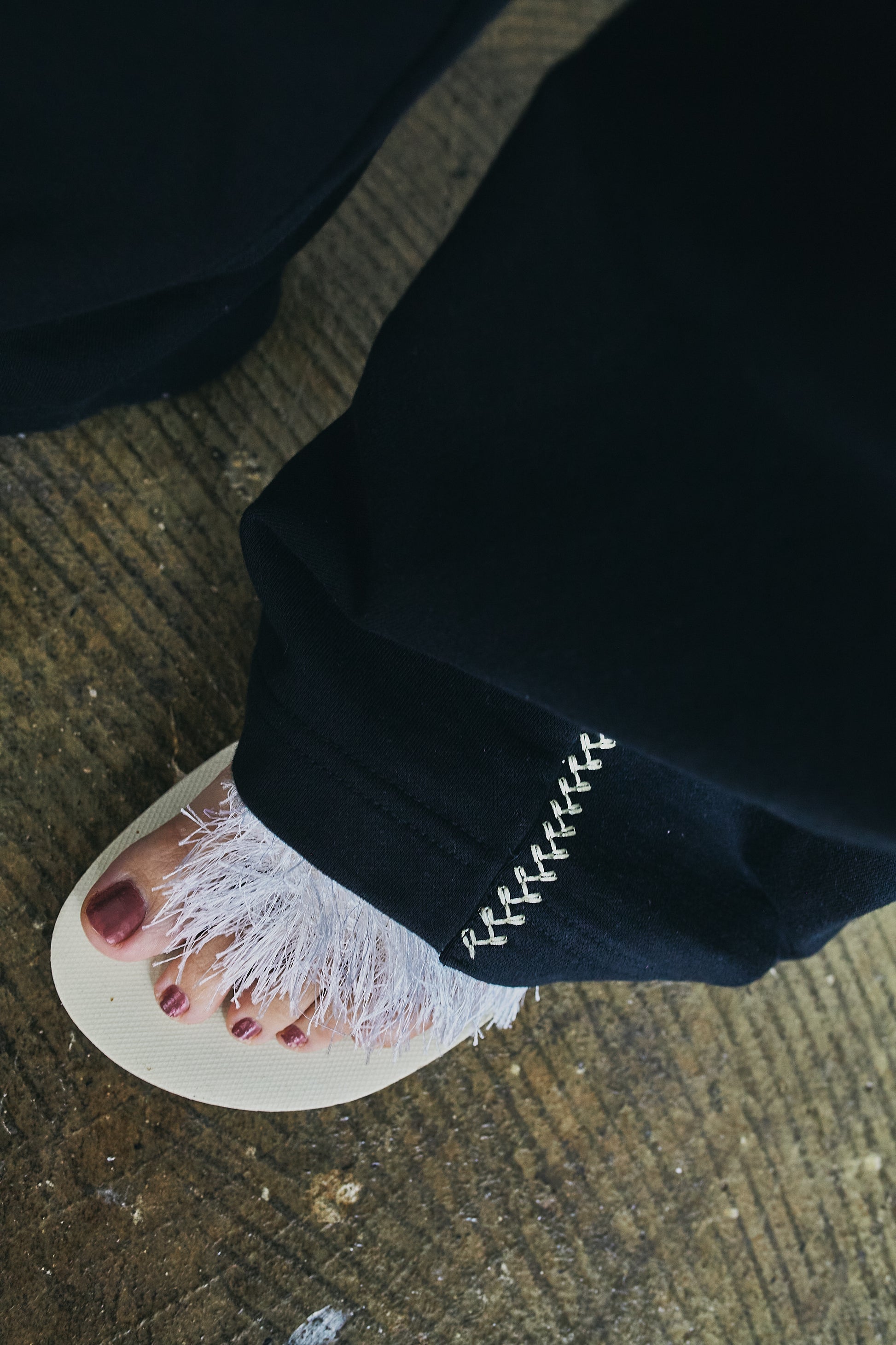 ENGI _tuck wide sweat  pants _